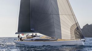 fast cruising sailing yacht 1