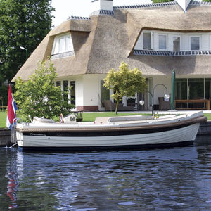 inboard small boat
