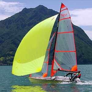 double-handed sailing dinghy / skiff / regatta / asymmetric spinnaker