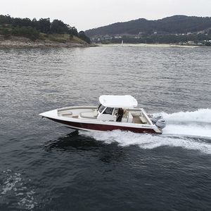 outboard express cruiser