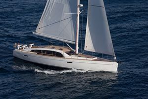 cruising sailing yacht