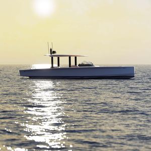 outboard express cruiser