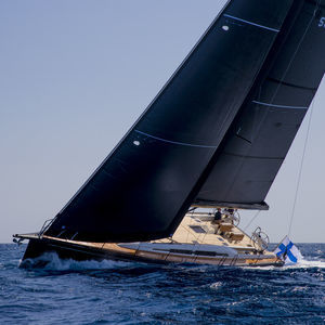 cruising sailing yacht