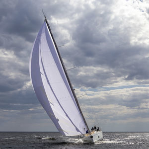 cruising sailing yacht