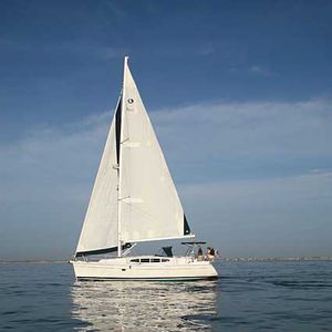 monohull / cruising / open transom / deck saloon