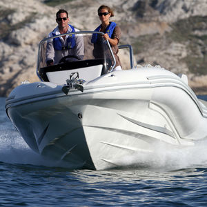 outboard inflatable boat / rigid / side console / open