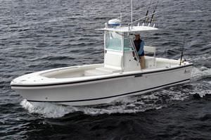 inboard center console boat