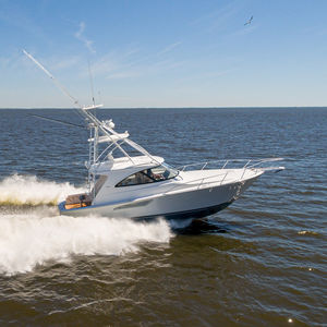 inboard express cruiser