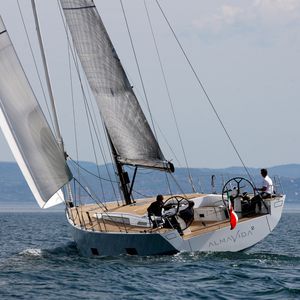 cruising sailing yacht