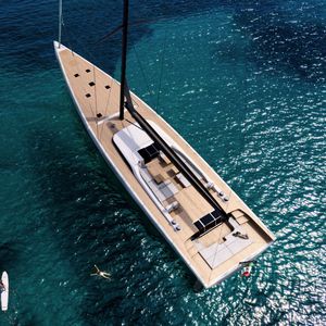 cruising sailing super-yacht