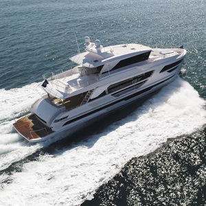 cruising motor yacht