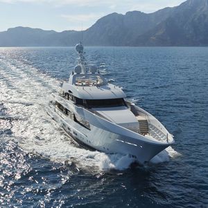 cruising super-yacht