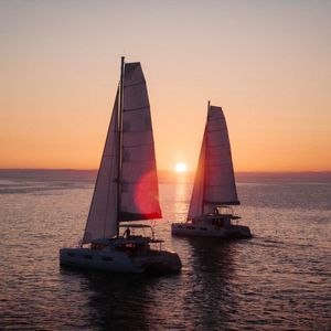 catamaran sailing yacht 1