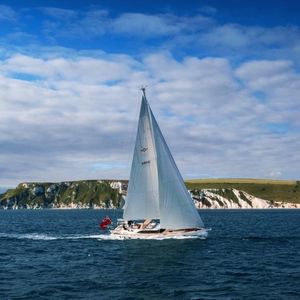 cruising sailing yacht