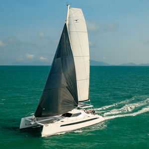 catamaran sailing yacht