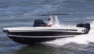 outboard center console boat