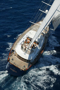 cruising sailing super-yacht
