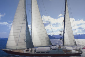 cruising sailing super-yacht 1