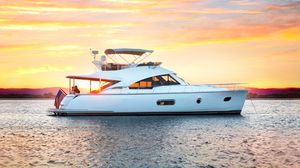 cruising motor yacht / sport / flybridge / IPS