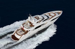 sport super-yacht