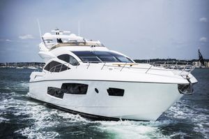 sport motor yacht / flybridge / displacement / 4-cabin