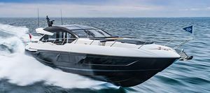 cruising motor yacht