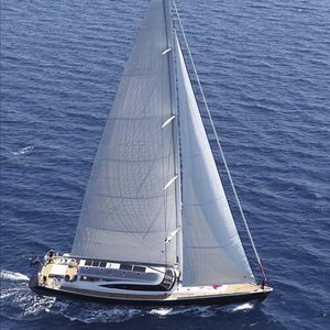 cruising sailing yacht