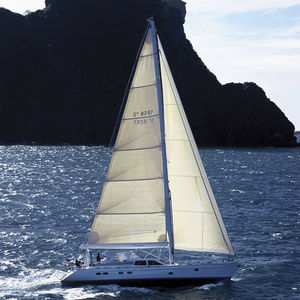cruising sailing yacht 1