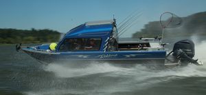 outboard runabout