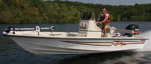 outboard bay boat