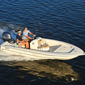 outboard bay boat