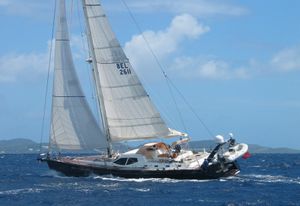 cruising sailing yacht