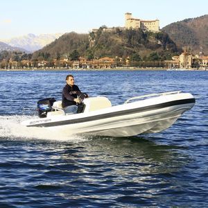 outboard inflatable boat