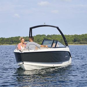 outboard day cruiser