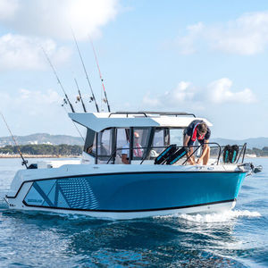 outboard day fishing boat