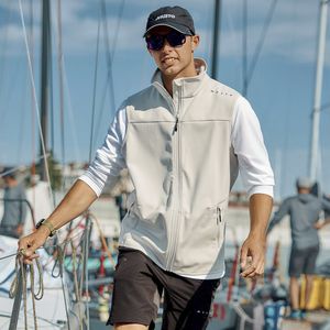 unisex softshell 1