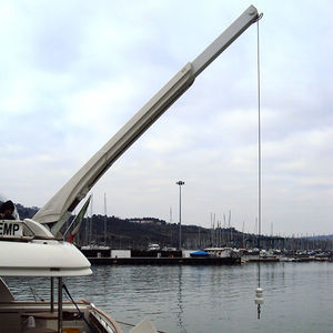 yacht davit