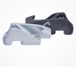 sailboat clamcleat