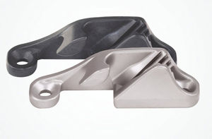 sailboat clamcleat
