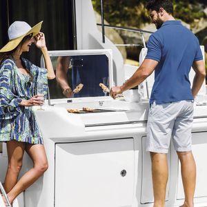 electric marine barbecue