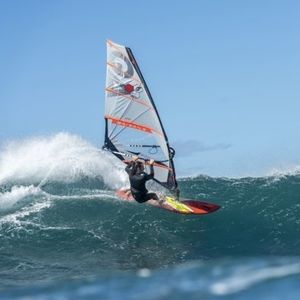 jumping windsurf sail