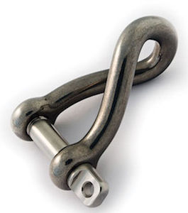 twist shackle for sailboats