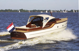 inboard runabout