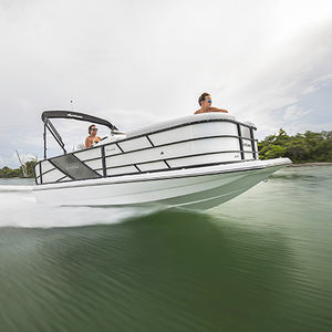 outboard pontoon boat 1