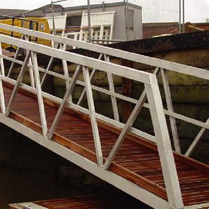 dock gangway