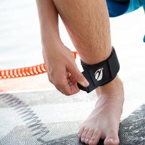 stand-up paddle board leash