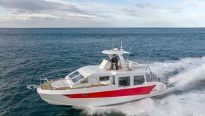 sightseeing boat 1