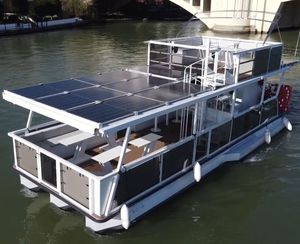 inboard pontoon boat 1