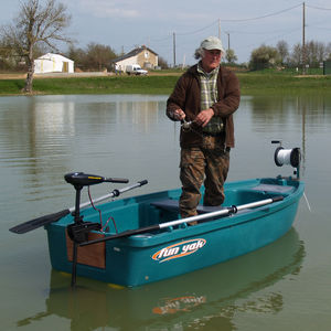 outboard small boat