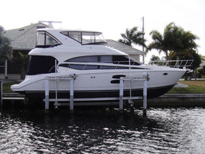 boat lift